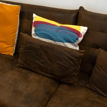 Old Style Fully Renewed And Spacious 3-bed