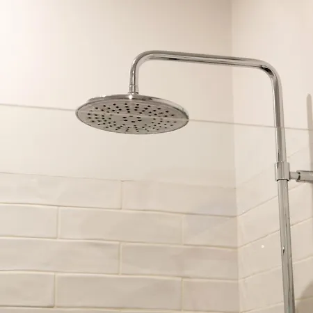 Old Style Fully Renewed And Spacious 3-bed Daire