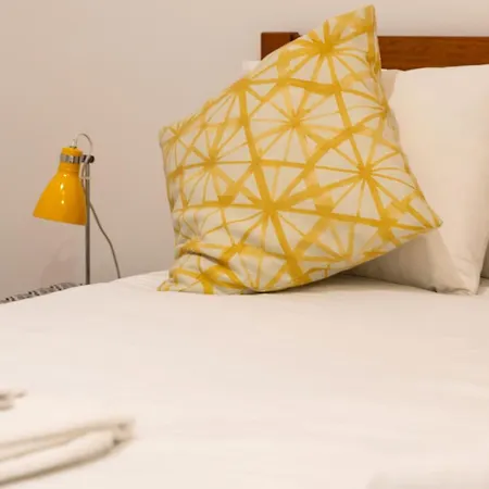 Old Style Fully Renewed And Spacious 3-bed Appartement