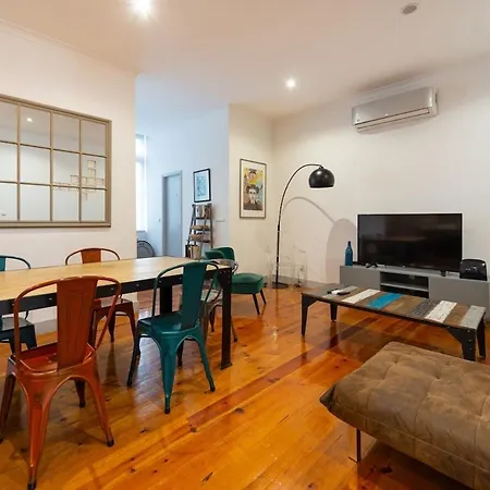 Apartman Old Style Fully Renewed And Spacious 3-bed