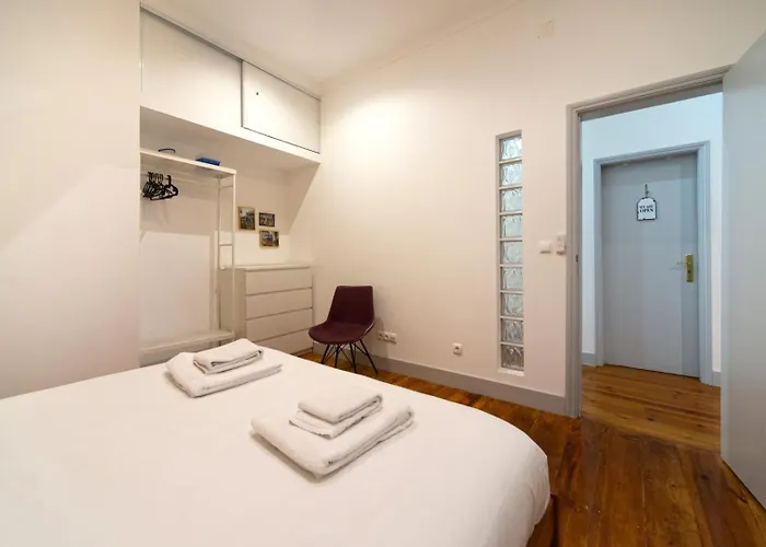Appartement Old Style Fully Renewed And Spacious 3-bed *