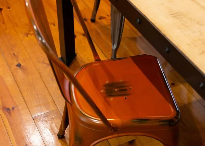 Old Style Fully Renewed And Spacious 3-bed Appartement *