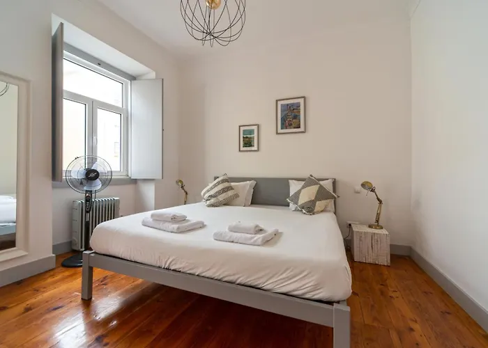 Appartement Old Style Fully Renewed And Spacious 3-bed