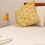 Old Style Fully Renewed And Spacious 3-bed 公寓