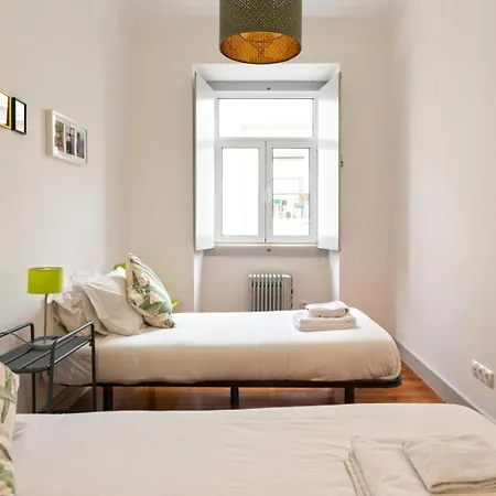 Apartamento Old Style Fully Renewed And Spacious 3-bed *